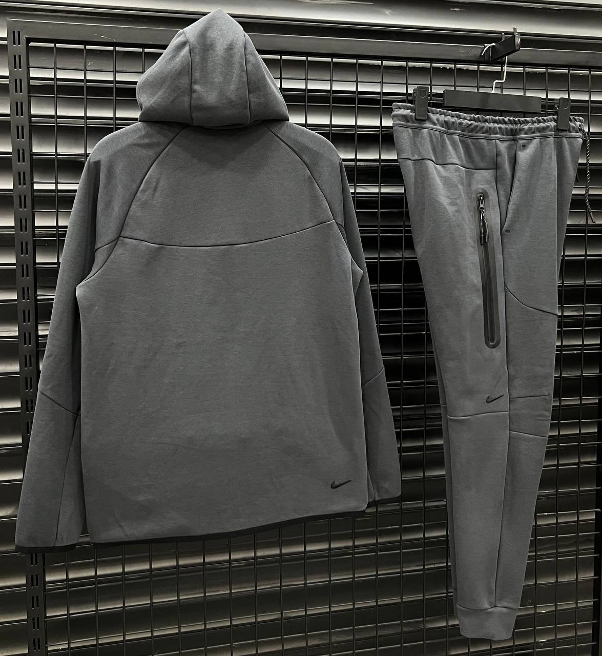 Nike Tech Fleece