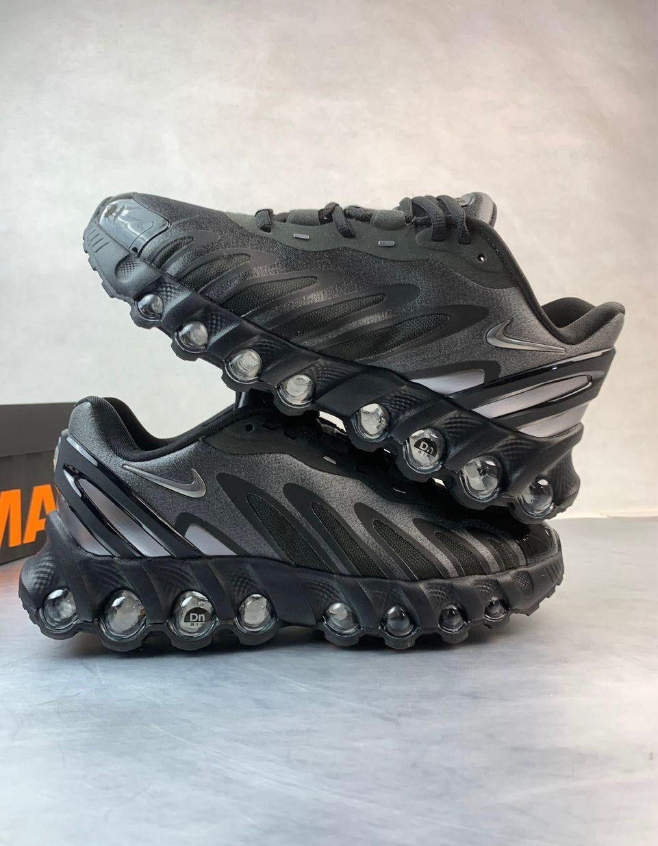Nike Air Max DN8 black