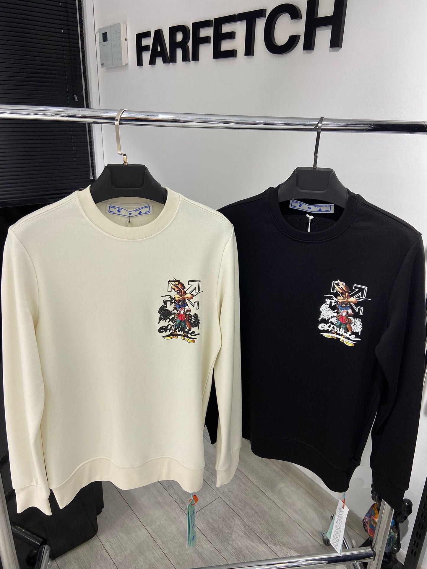 Off White