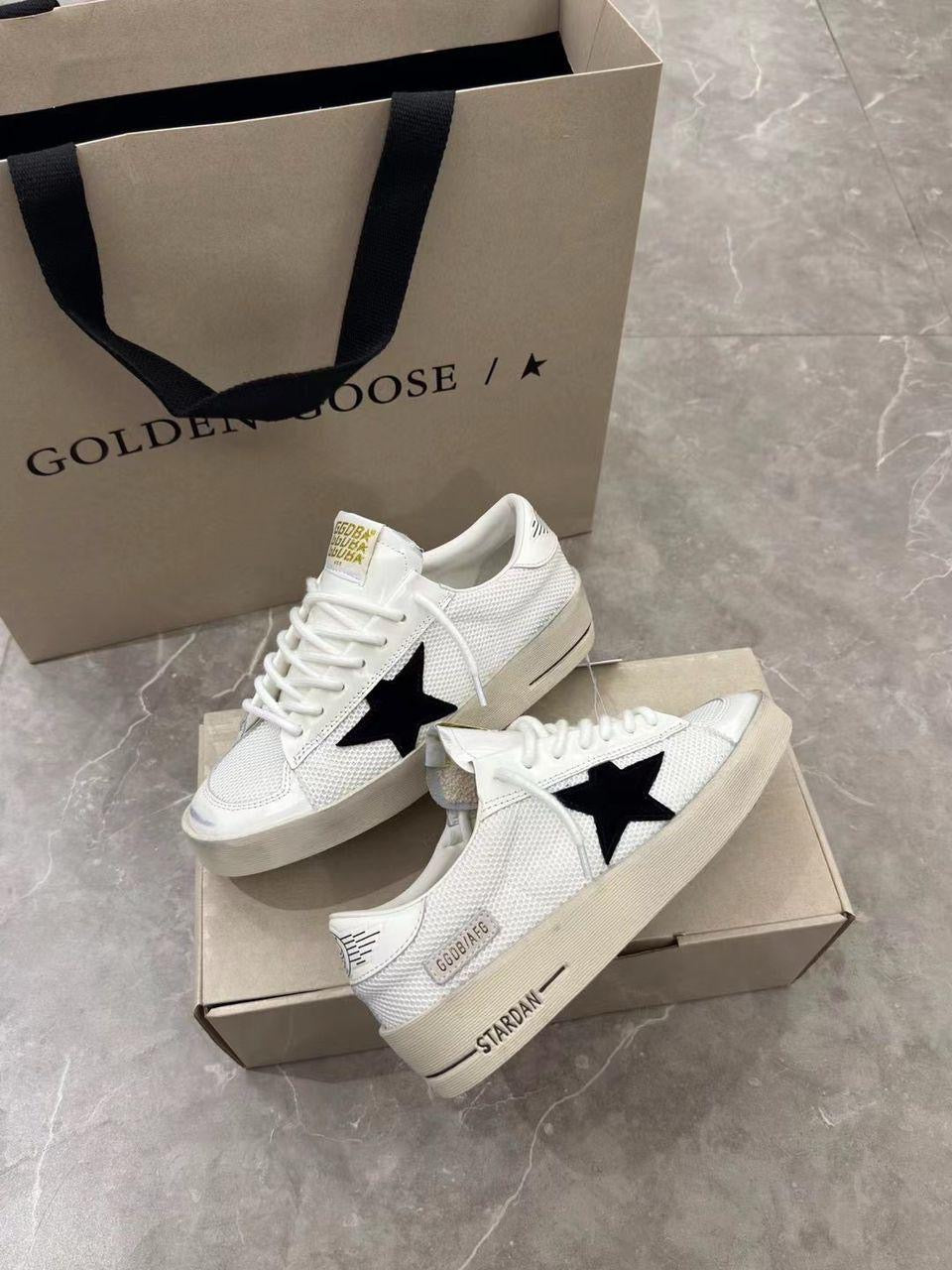 Golden Goose "Stardan White (Black star)"