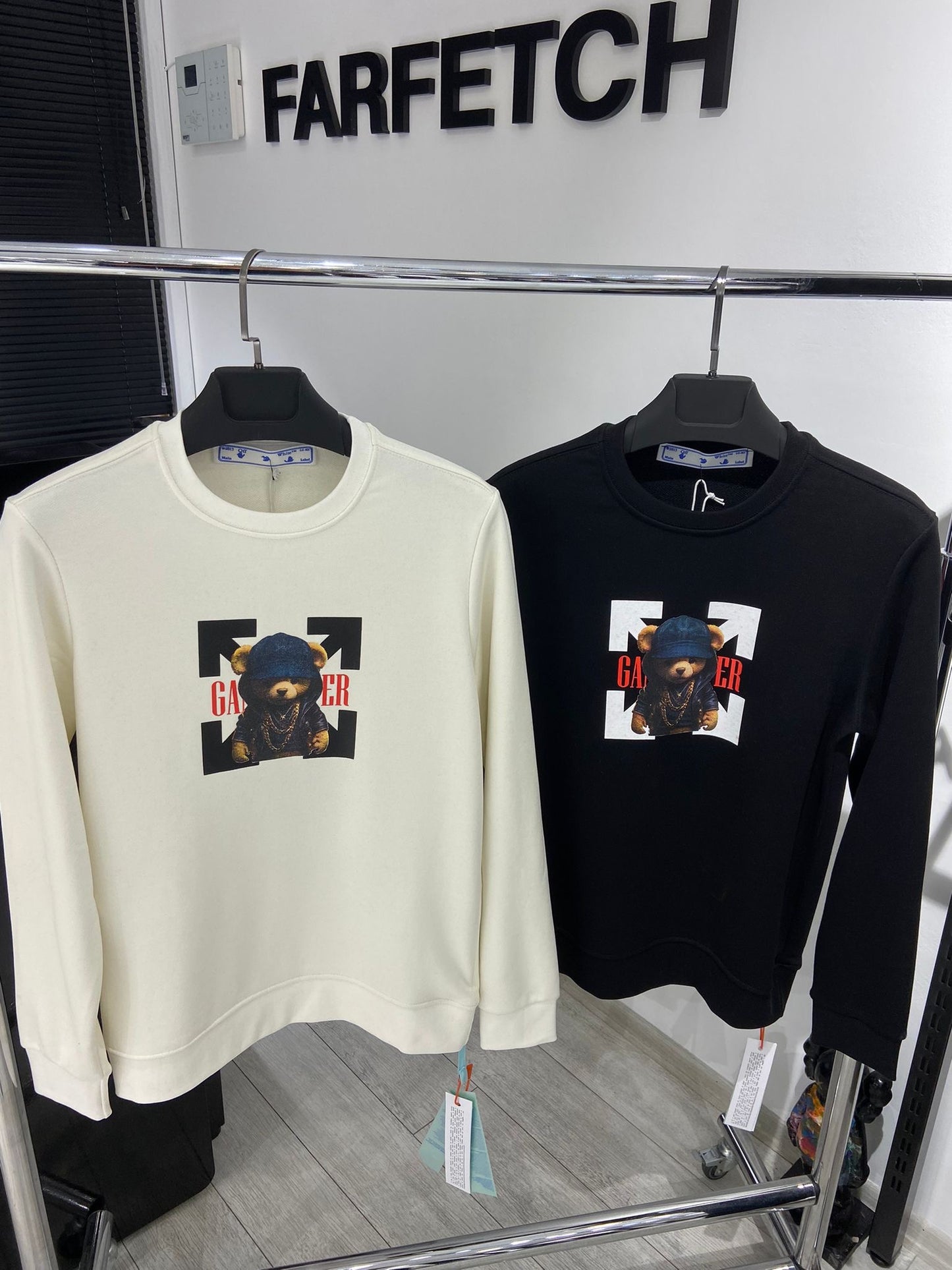 Off White