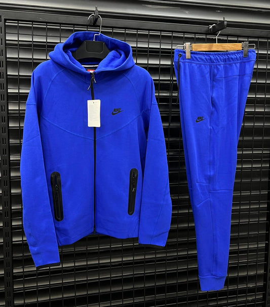 Nike Tech Fleece