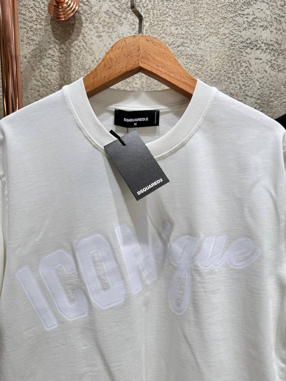 Dsquared2