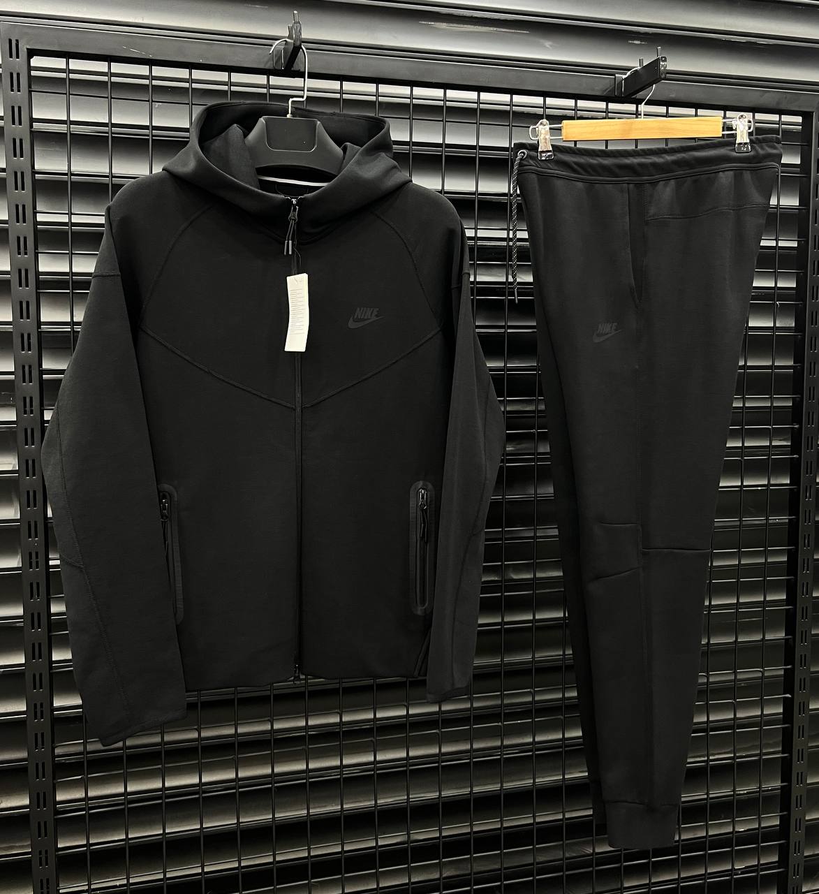 Nike Tech Fleece