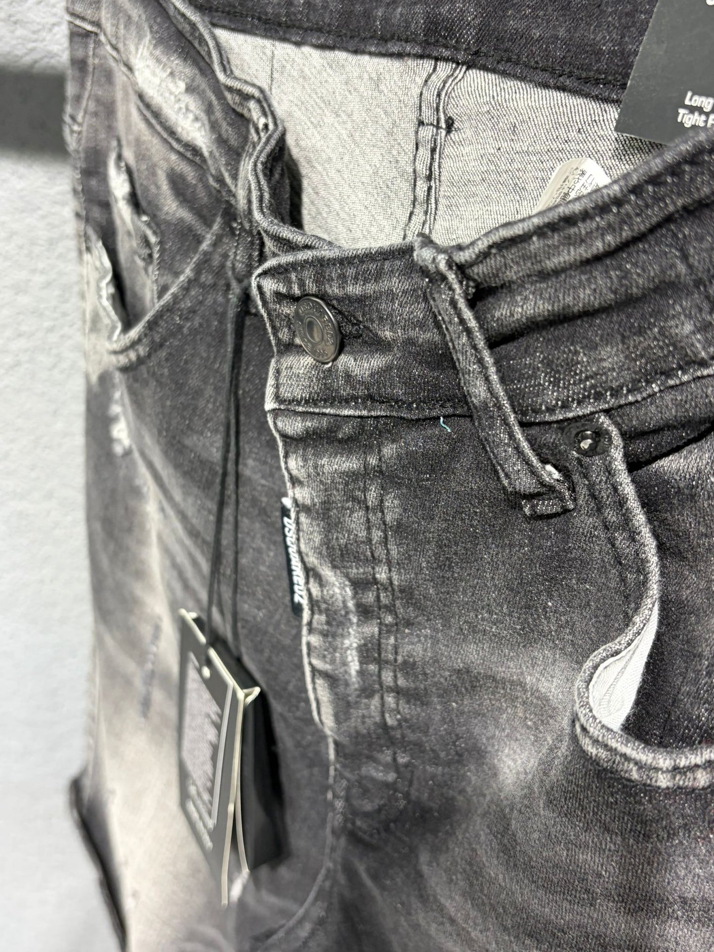 Dsquared2 763