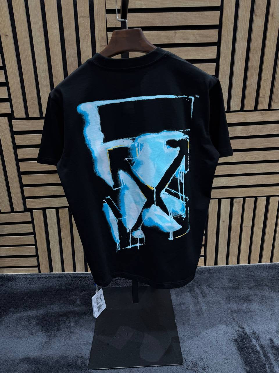 Off White