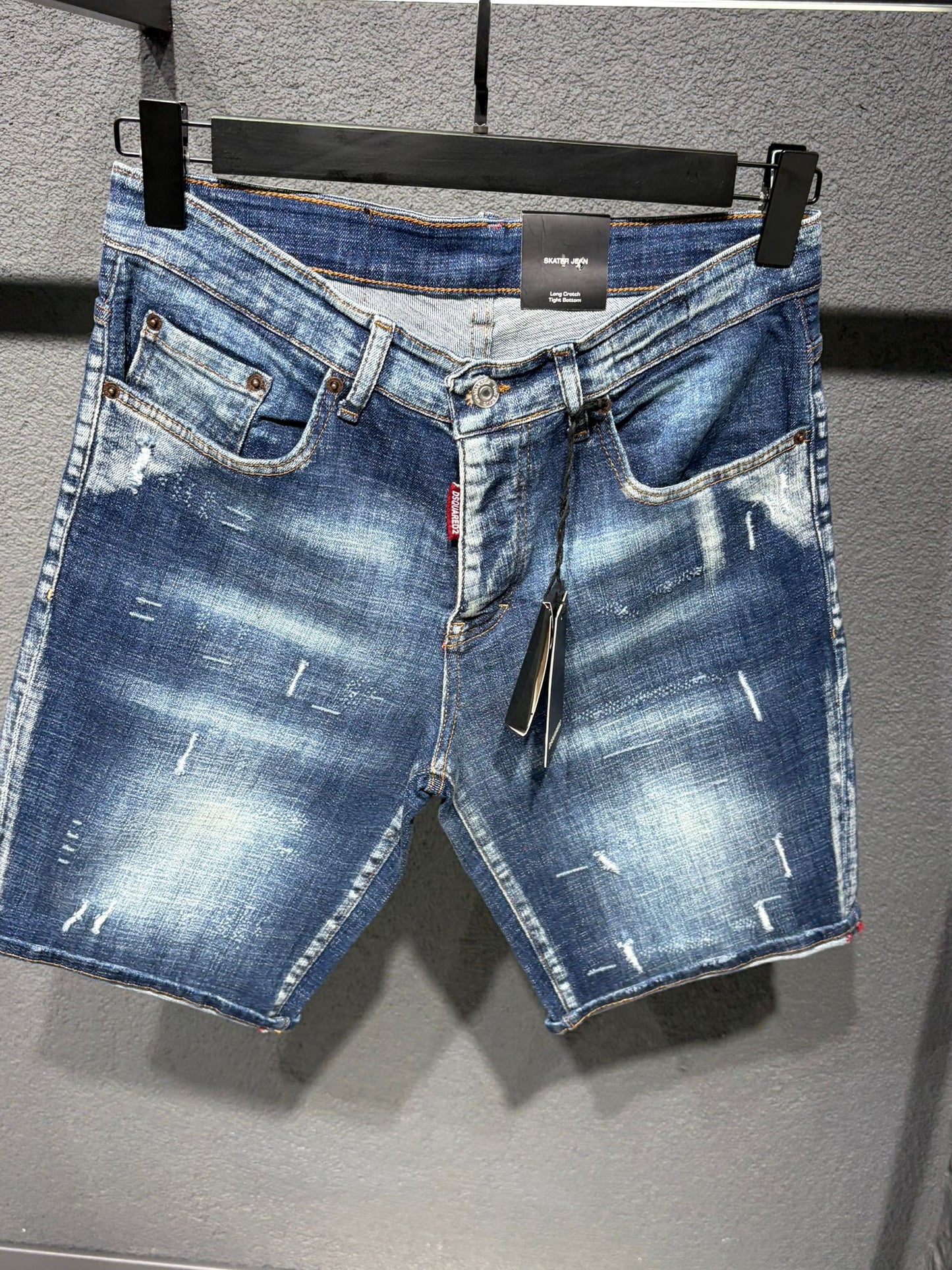 Dsquared2 811