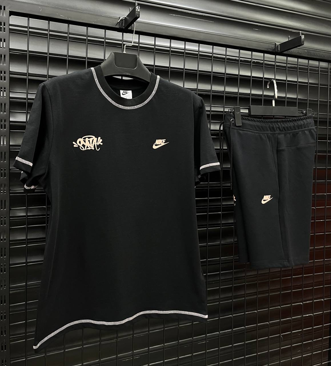 Nike x Syna