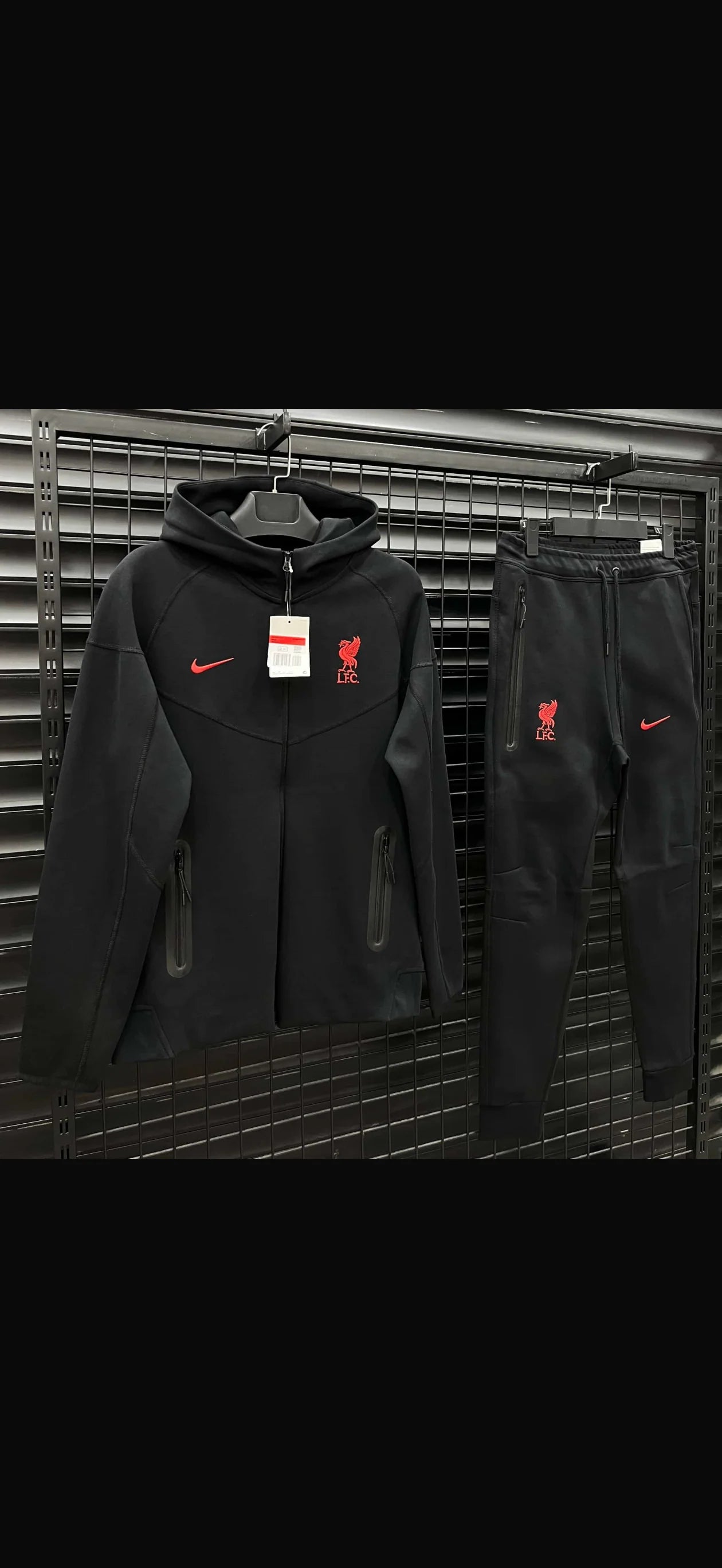 Nike Tech Liverpool