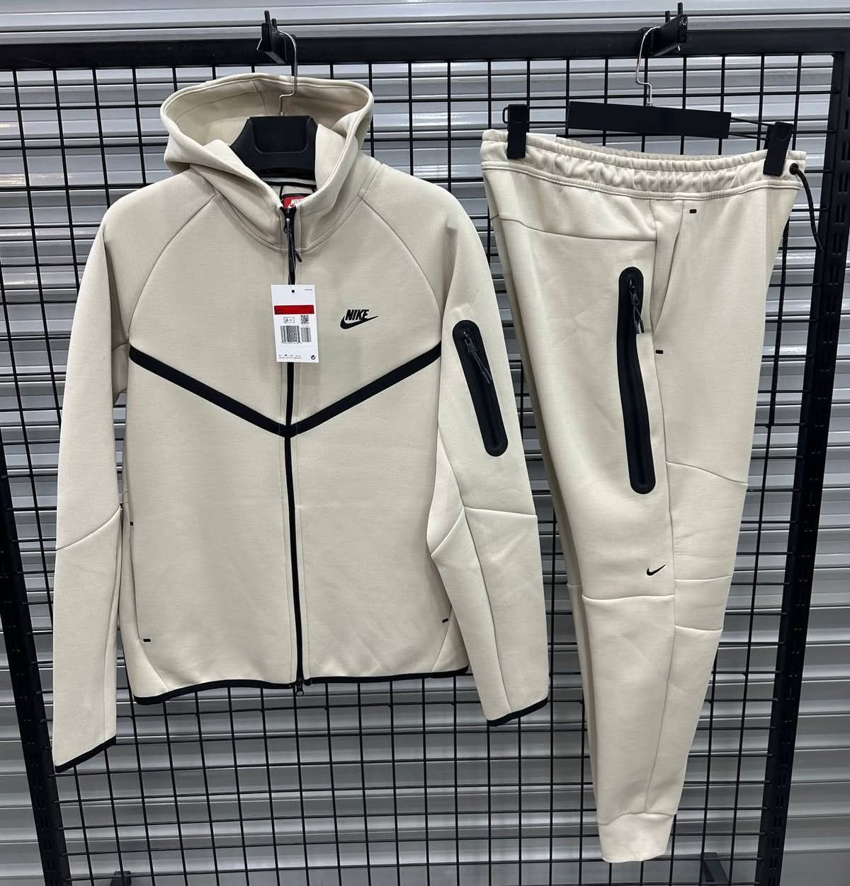 Tech Fleece