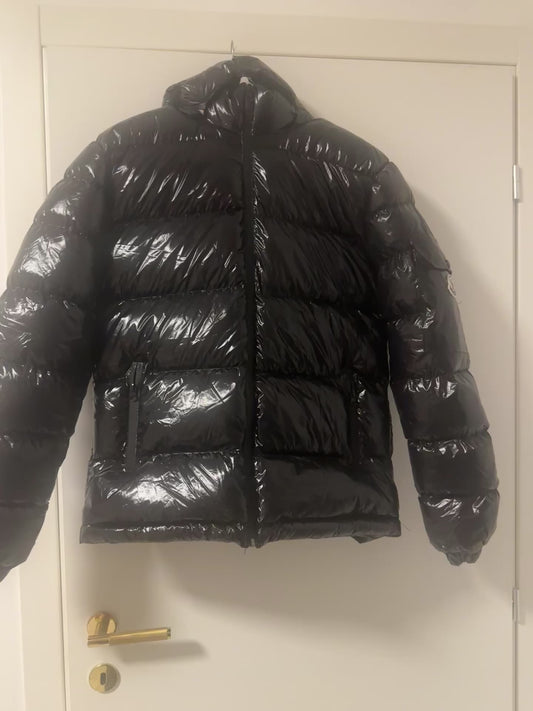 Moncler maya